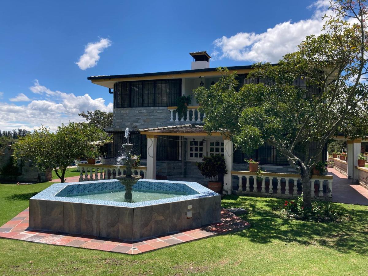 Hosteria Casa Silva Checa Экстерьер фото